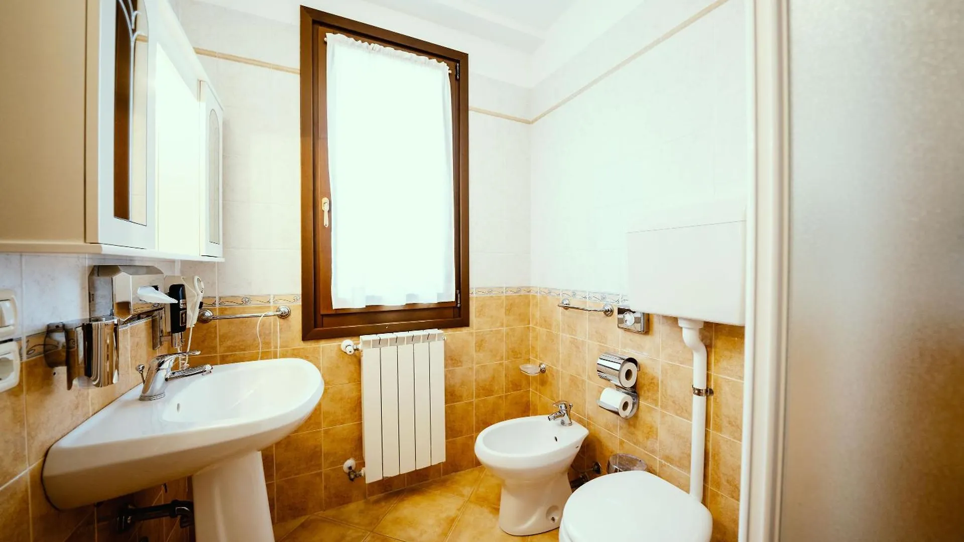 Hotel Residence Campi Tremosine Apart Otel