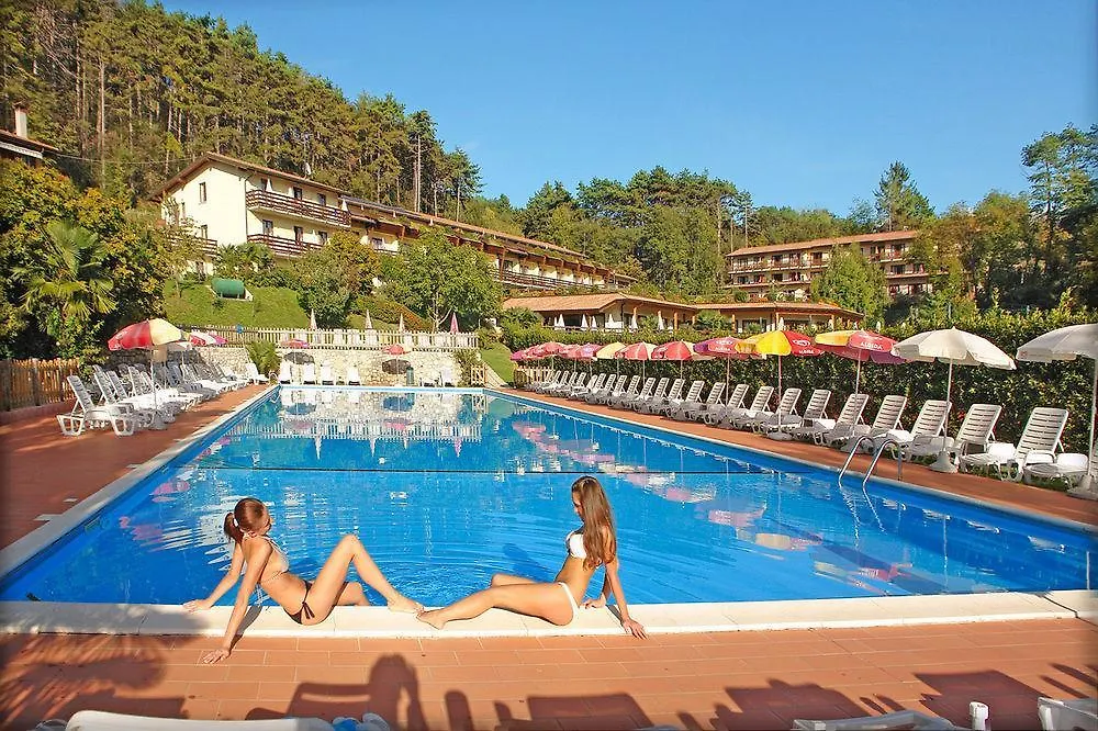 Hotel Residence Campi Tremosine Apart Otel