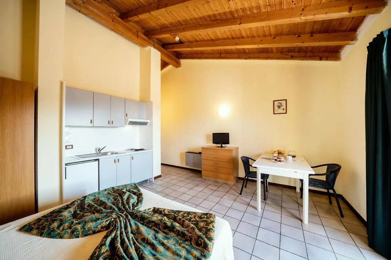 Tremosine Hotel Residence Campi شقة فندقية