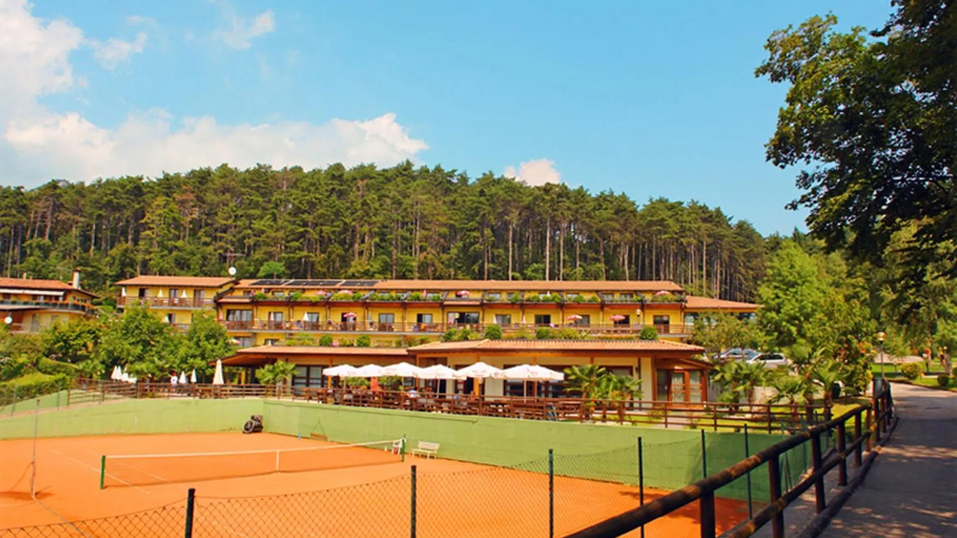 Hotel Residence Campi Tremosine Ξενοδοχείο με διαμερίσματα