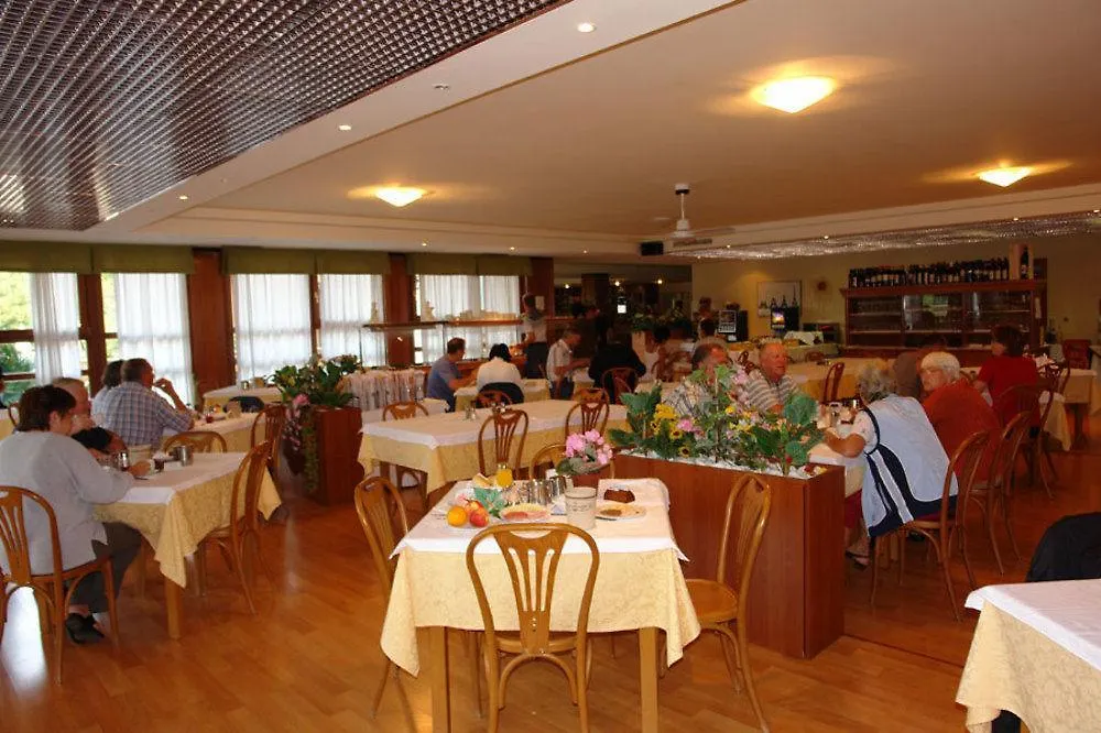 **** شقة فندقية Tremosine Hotel Residence Campi إيطاليا